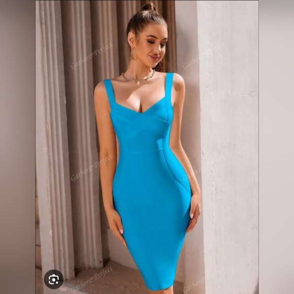 WOW couture Dresses & Skirts - WOW COUTURE WOMEN'S BLUE BANDAGE DRESS SIZE LARGE